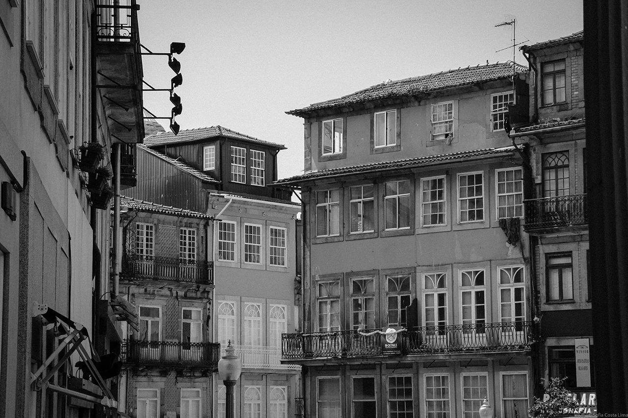 Porto preto e branco