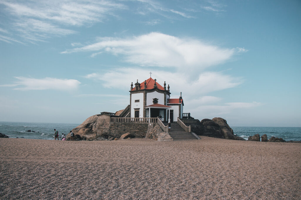 Capela do Senhor da Pedra Miraramar