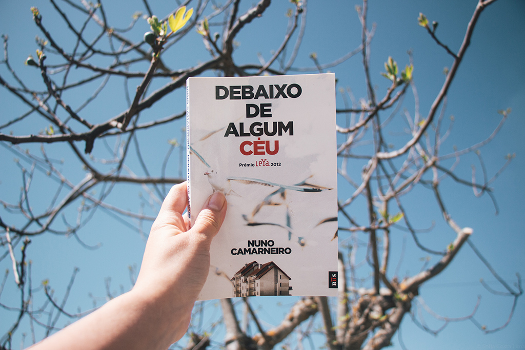 debaixo de alguém céu nuno camarneiro